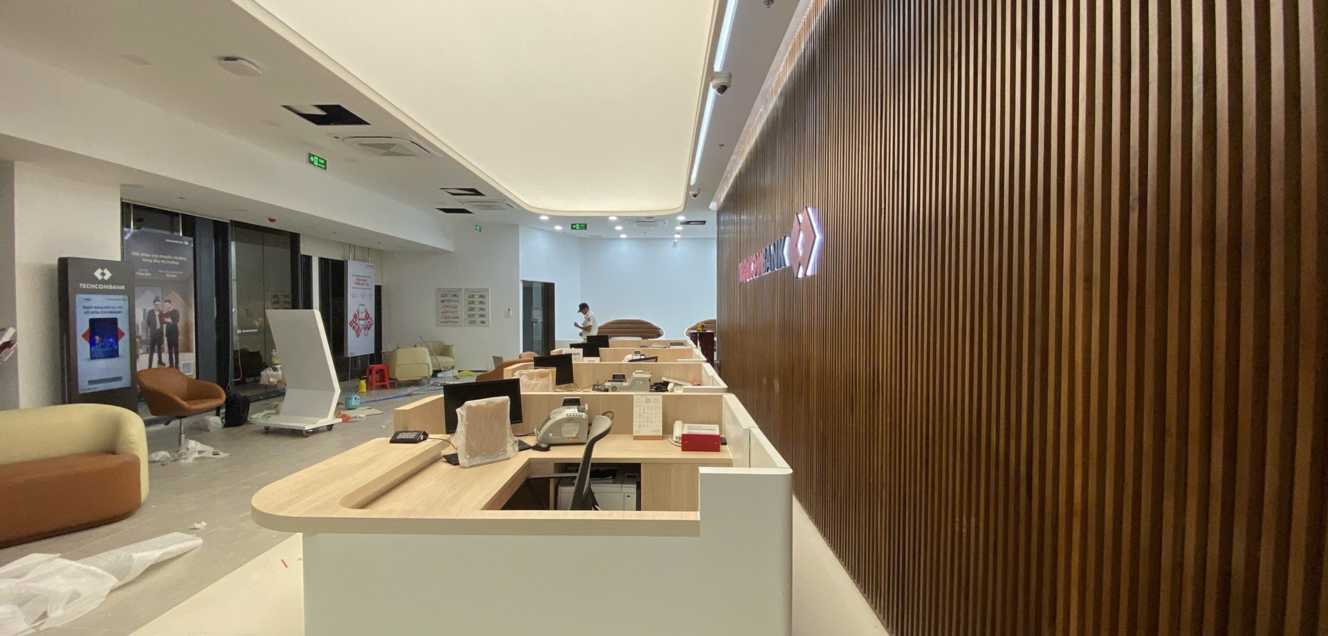 Dự Án Ngân Hàng Techcombank (Indoor)
