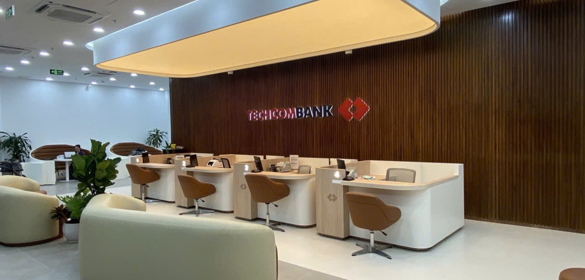 Dự Án Ngân Hàng Techcombank (Indoor)