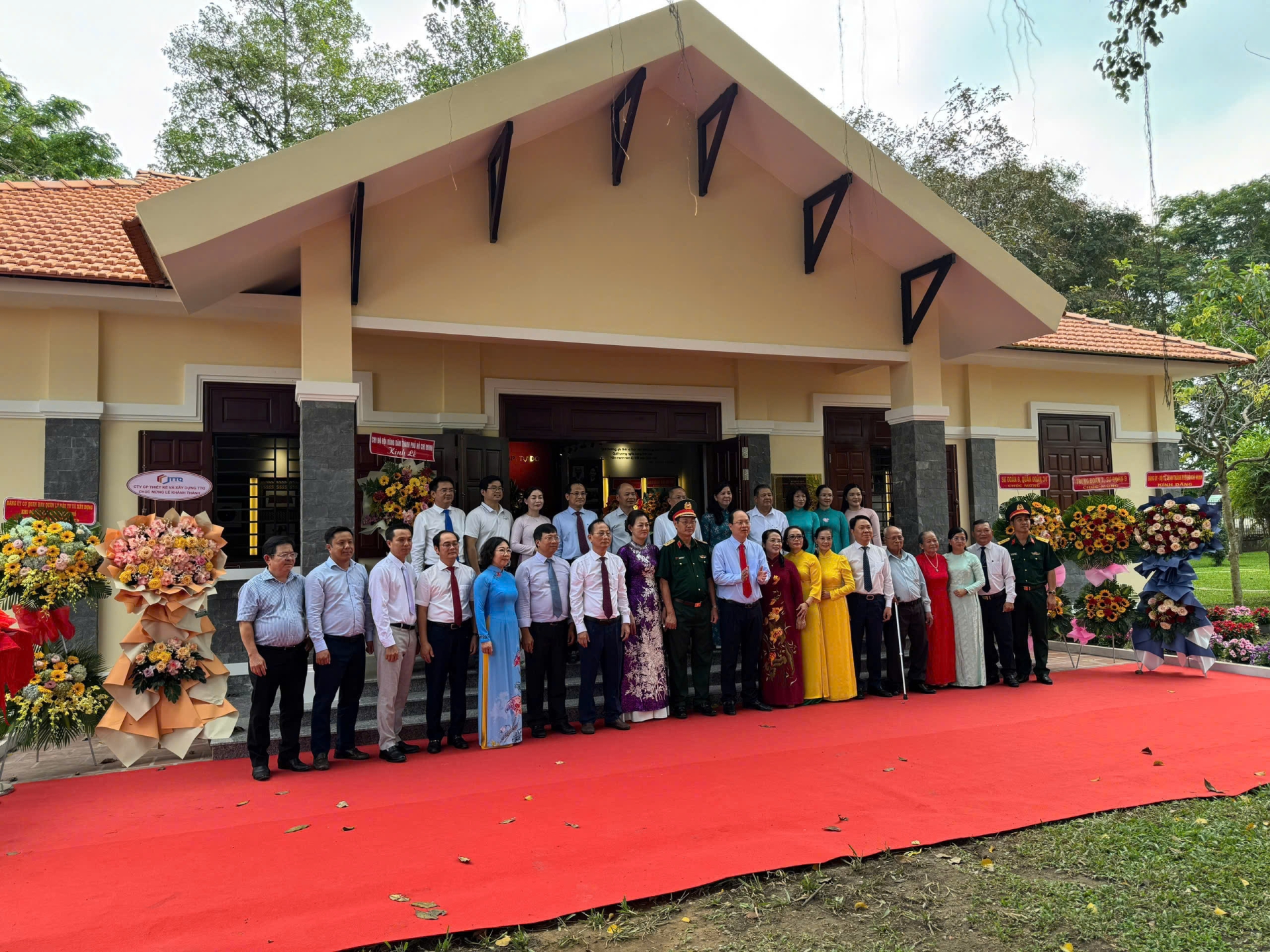 Dự Án Nhà Trưng Bày