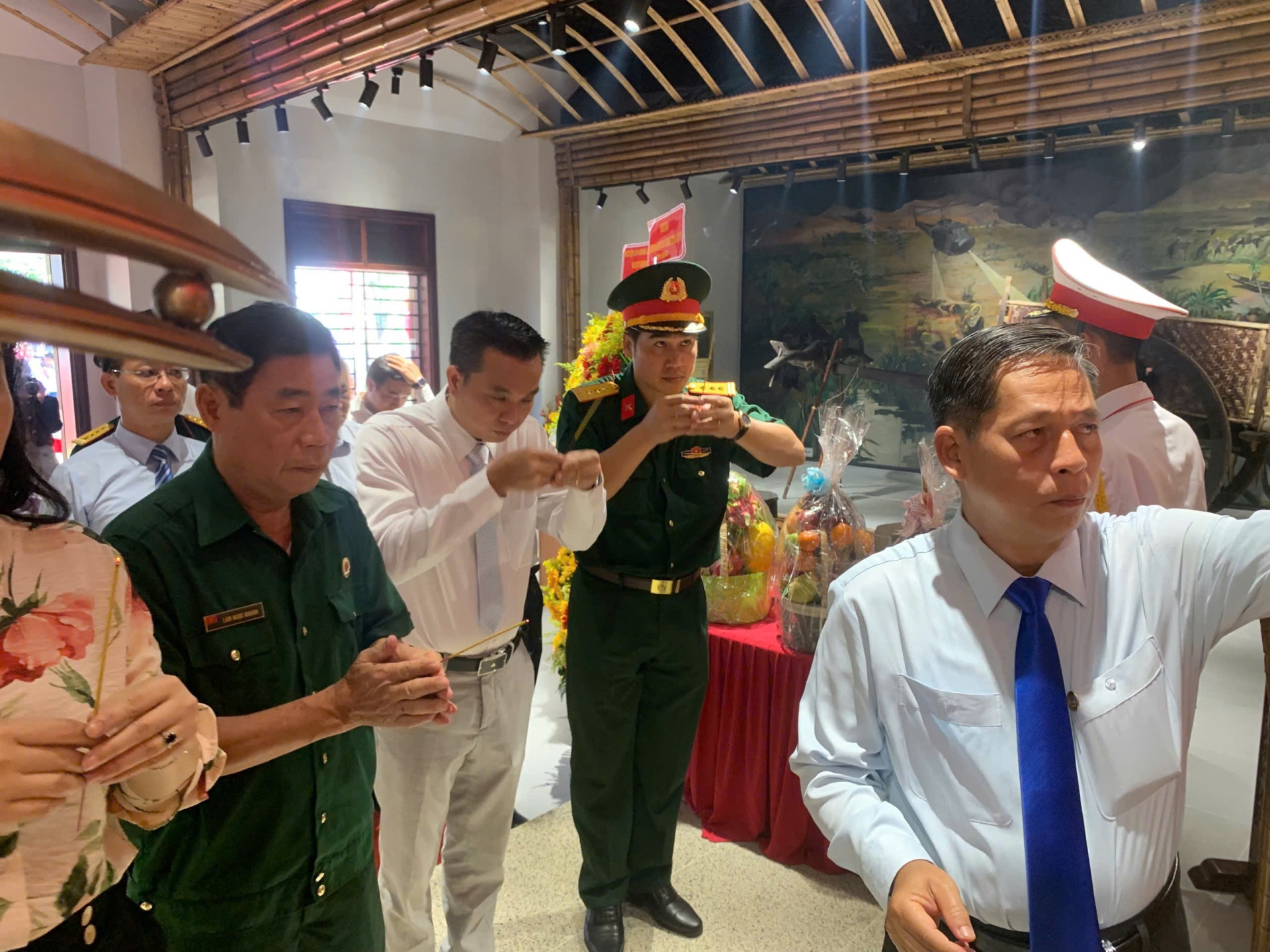 Dự Án Nhà Trưng Bày