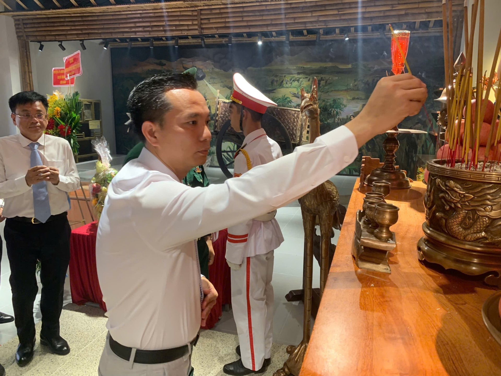 Dự Án Nhà Trưng Bày