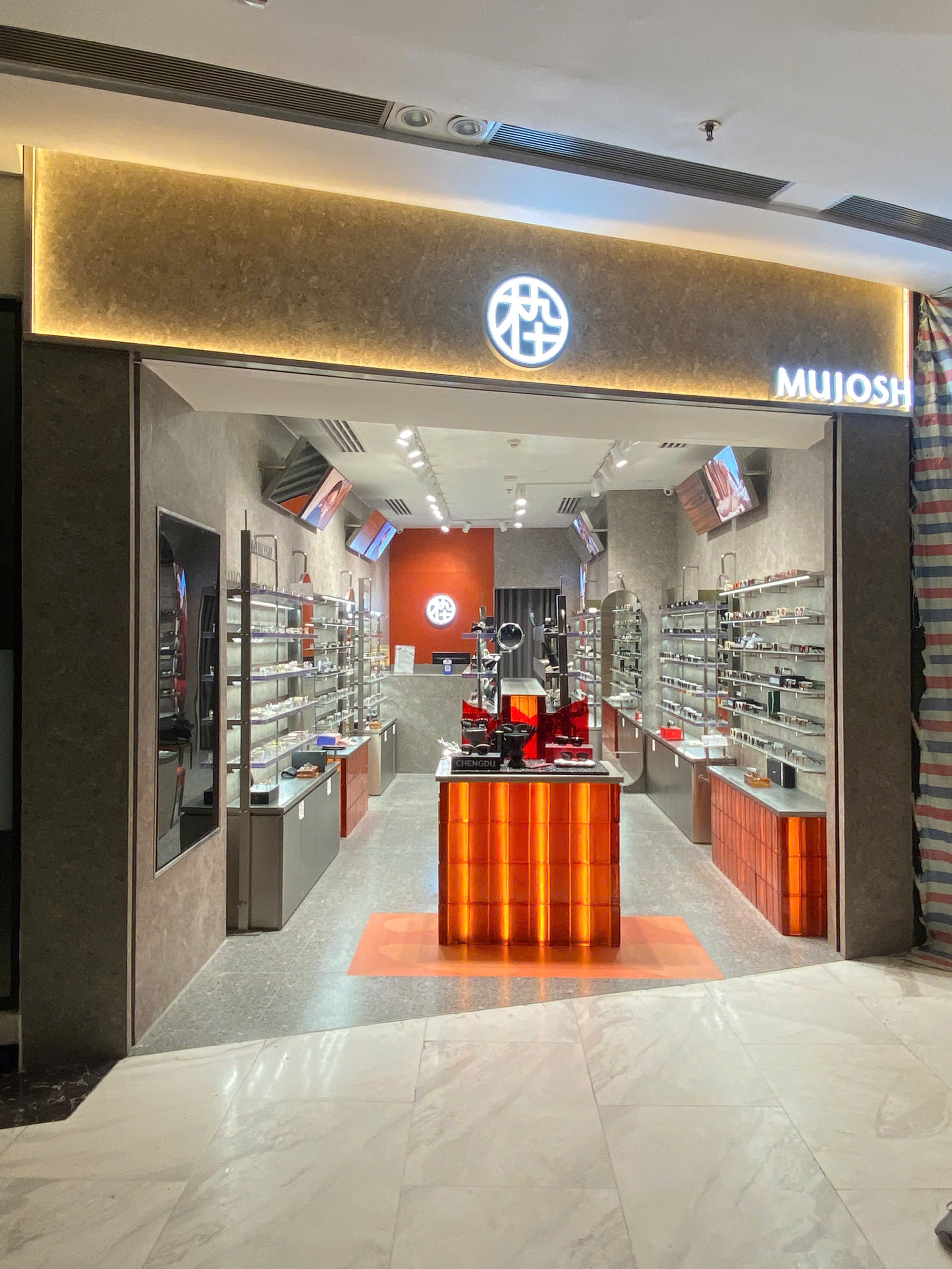 Dự Án Mắt Kính MOJOSH